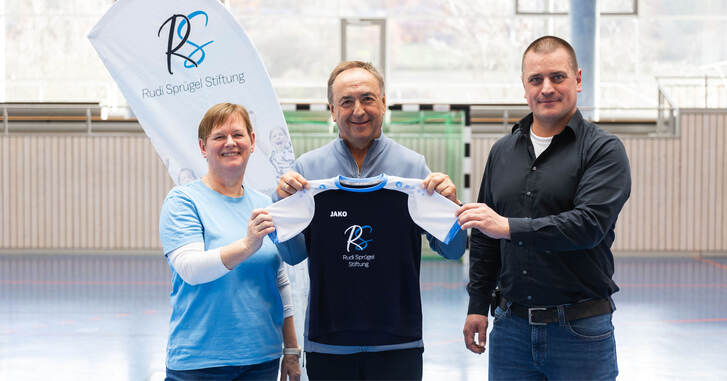 Rudi Sprügel Stiftung: Fußball AG und „Tag des Sports“ starten an 11 Schulen in der Region