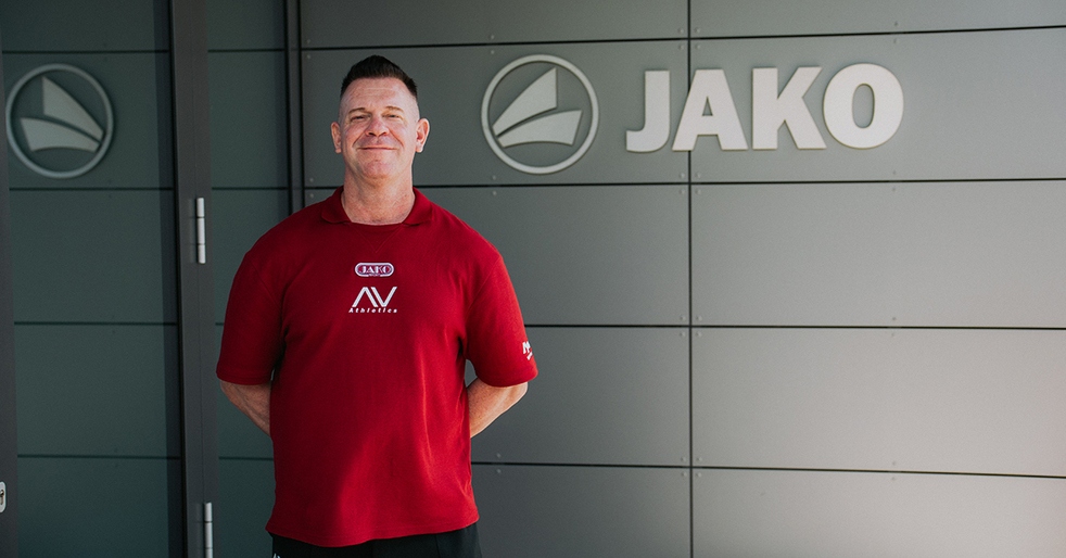 Fitness- und Mentalcoach Alexander Veith wird JAKO Markenbotschafter